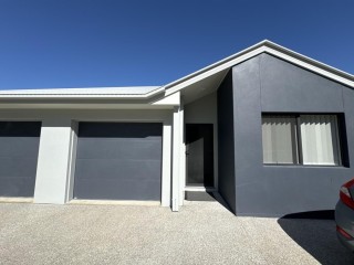 Modern, Low-Maintenance Living in Burnside